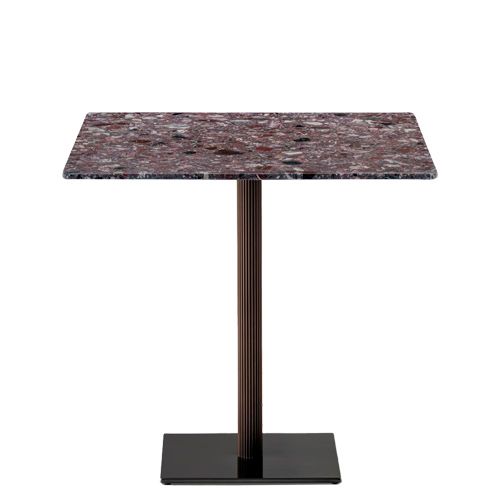 Pie de mesa de altura estándar con base cuadrada de fundición o acero de 40x40 cm y columna de aluminio extruido de Ø6 cm disponible en diferentes acabados a elegir.