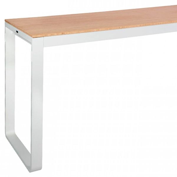 Mesa alta plegable estructura en aluminio lacado y tablero en diferentes acabados para interior y exterior.