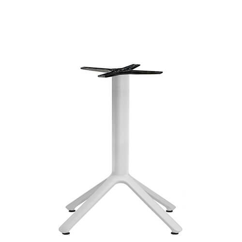 Pie de mesa con base de aluminio y columna cuadrada para hostelería
