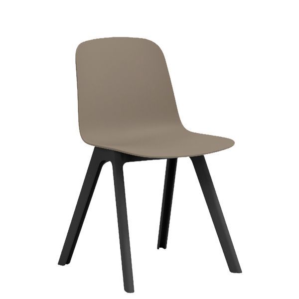 Silla moderna en plástico para hostelería, de estilo moderno o minimalista. Silla original para restaurantes y terrazas de hostelería.
