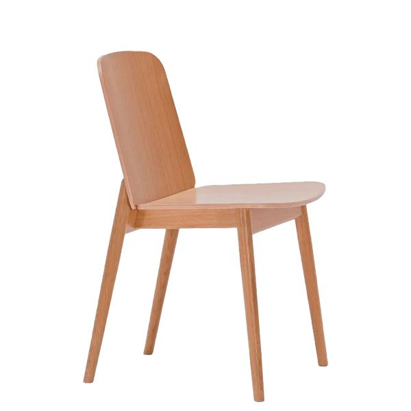 Silla POL SI de madera nórdica para hostelería. Con un diseño que responde a las directrices de la estética escandinava