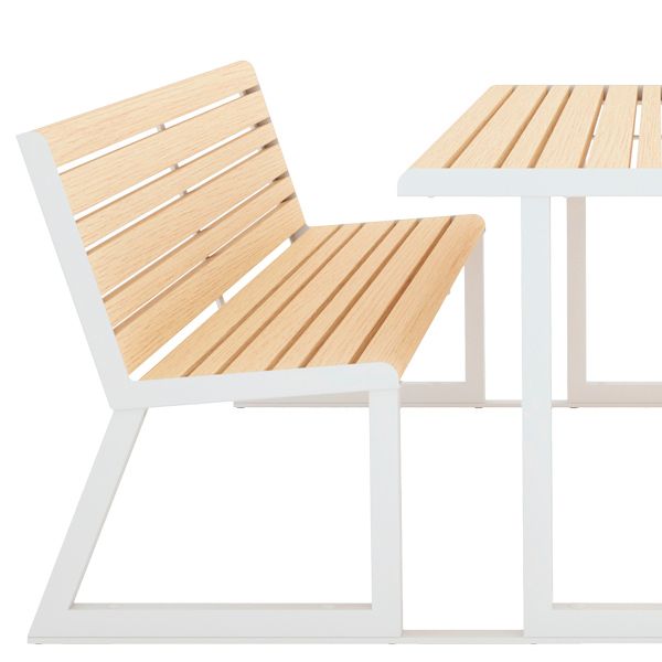 Mesa de picnic con asientos estructura de acero lacado con lamas de aluminio para el tablero y asientos en diferentes colores o decoradas con efecto veta de madera.