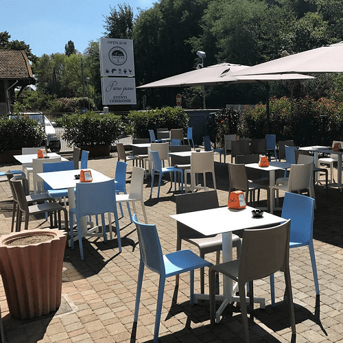 Nassau 533 Et Al silla para hostelería. Silla apilable en plástico para cafeterías, restaurantes o terrazas de hostelería.
