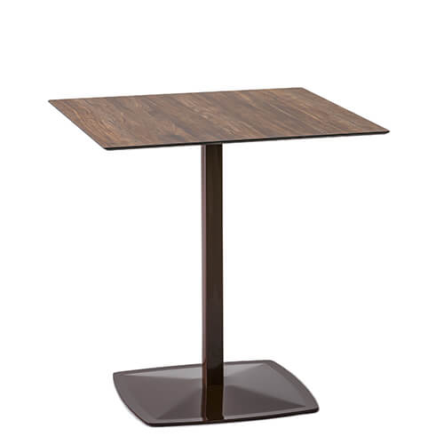 Pie de mesa central para restaurantes. Un pie resistente
