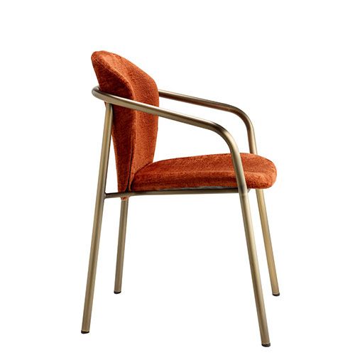 Sillón para hostelería tapizado con estructura metálica y diseño contemporáneo
