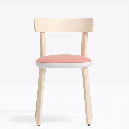 Silla Folk de Pedrali en fresno con asiento tapizado
