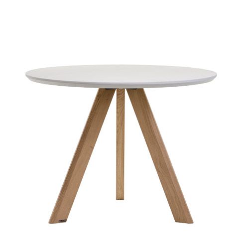 La mesa THREE es un concepto de estilo nórdico de mesa parta hostelería