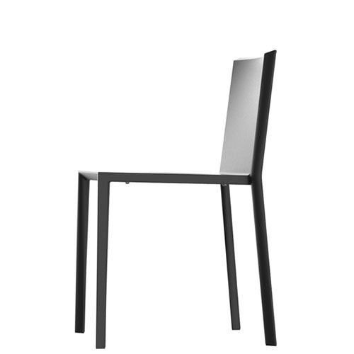 silla Quartz de Vondom apilable en polipropileno color negro