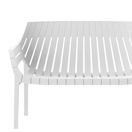 Banco Spritz Vondom apilable para exteriores y hosteler