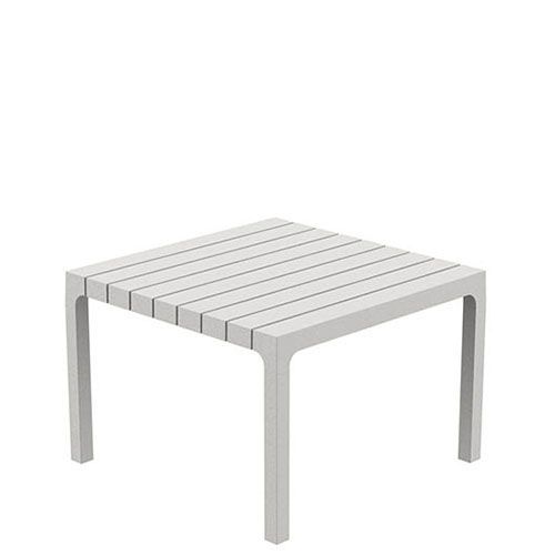 Mesa Baja Vondom en polietileno para terrazas y hostelería
