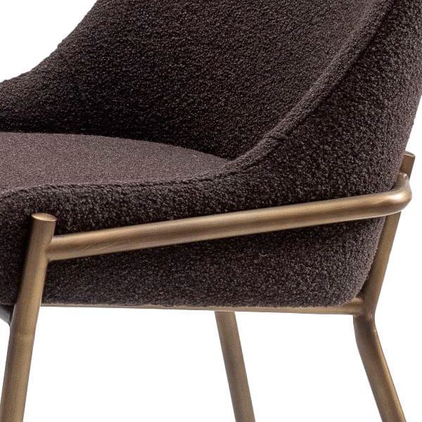 Silla tapizada con patas metálicas estilo industrial para restaurantes