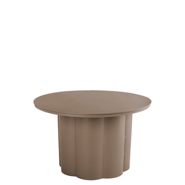Mesa baja aluminio exterior con diseño ligero y resistente