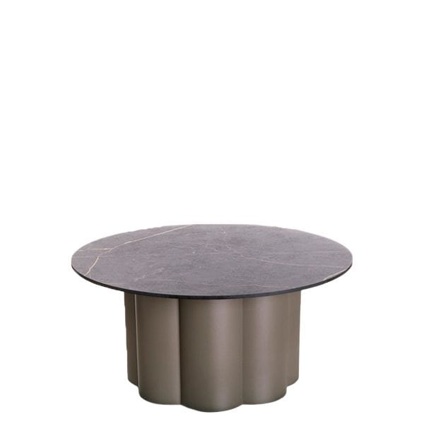 Mesa baja aluminio exterior ideal para espacios de hostelería