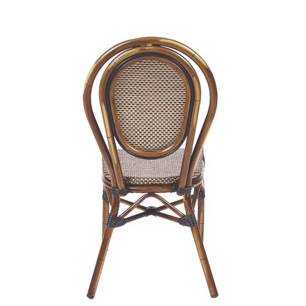 Silla en ratán sintético para hostelería