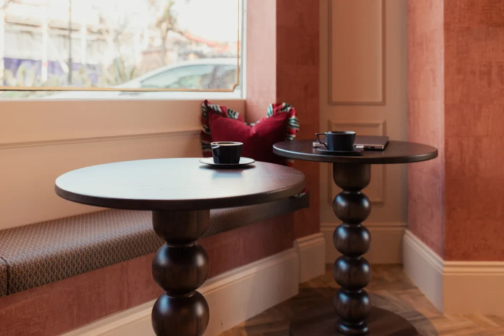 Bases y Pies de Mesa para Hostelería con la máxima Calidad