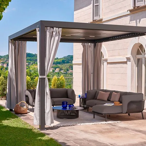Mesa baja de exterior para hostelería en acero inoxidable
