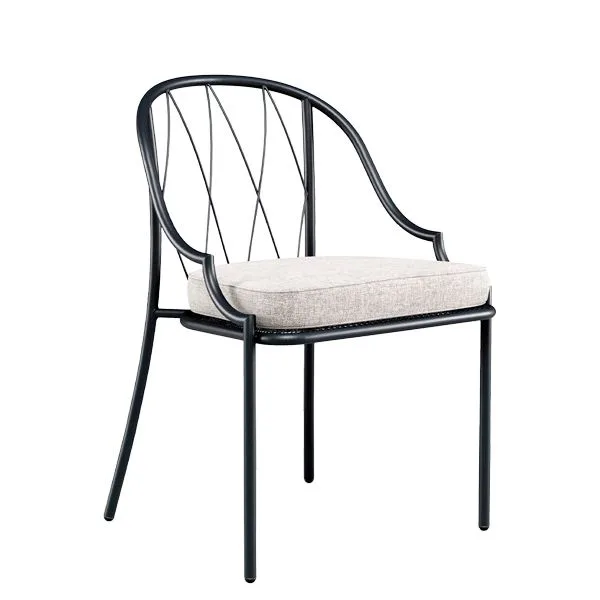 Silla de exterior para hostelería en acero con diseño decorativo