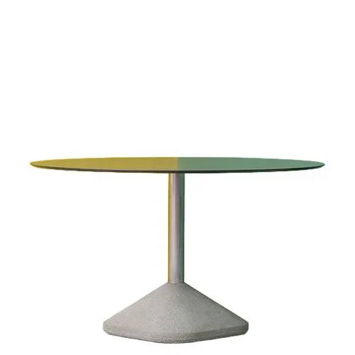 Mesa baja Concrete Pedrali con base en cemento para exterior