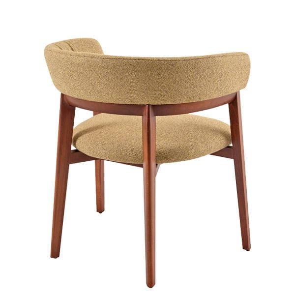 Sillón de madera con asiento tapizado en varios acabados