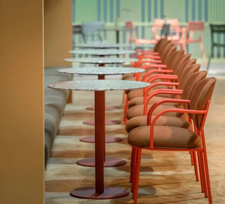 Cómo elegir la base y pie de mesa idóneo para tu restaurante o terraza de hostelería