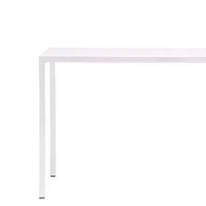 Mesa Fabbrico Pedrali apta para terrazas de hostelería