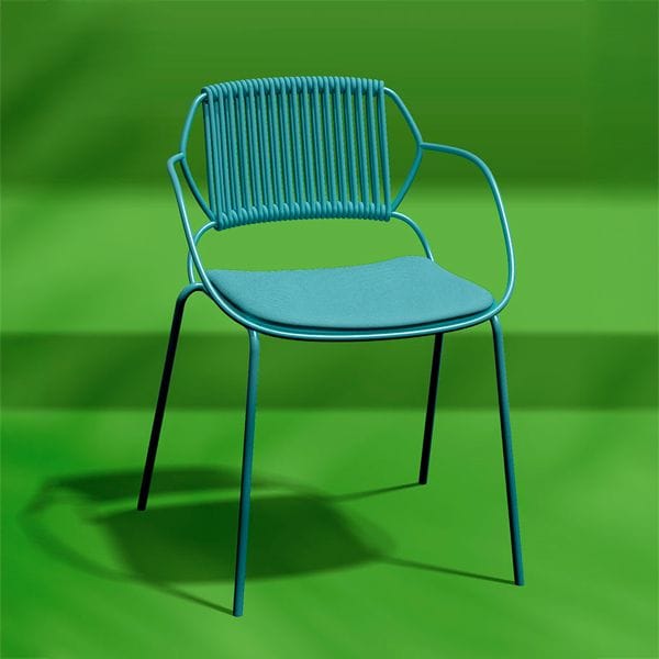 Sillón metálico apilable con respaldo en cuerda para hostelería