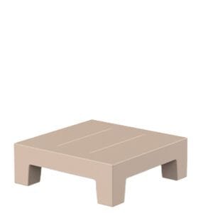 mesa baja Jut Vondom de diseño minimalista para exterior e interior