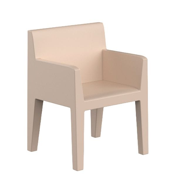 Sillón Jut Vondom diseño moderno para exterior e interior