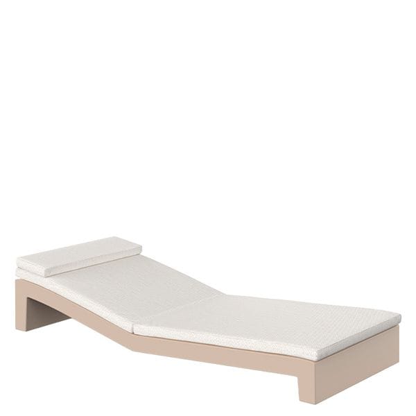 tumbona Jut Vondom diseño moderno en polietileno reciclable