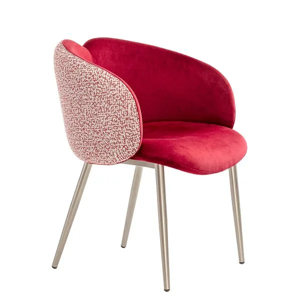 Sillón tapizado para hostelería con diseño artístico y moderno