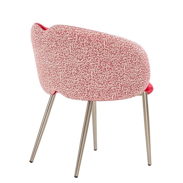 Sillón tapizado para hostelería con diseño artístico y moderno