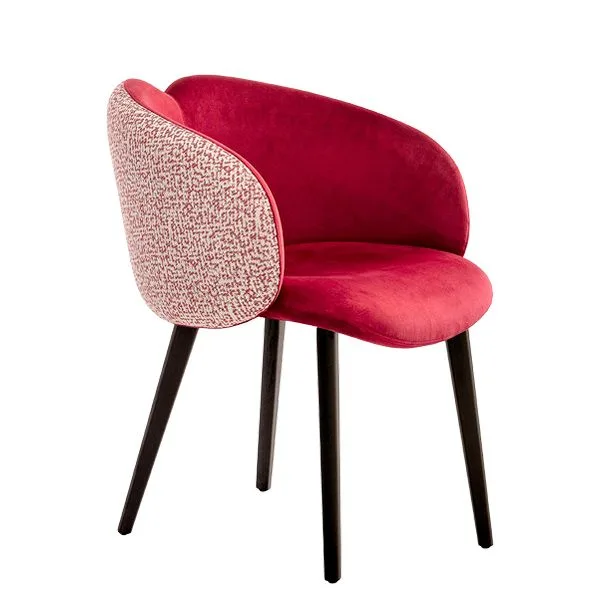 Sillón tapizado para hostelería con diseño icónico y atrevido