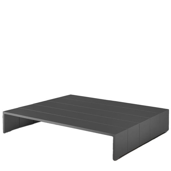 Mesa baja exterior minimalista con estructura de aluminio