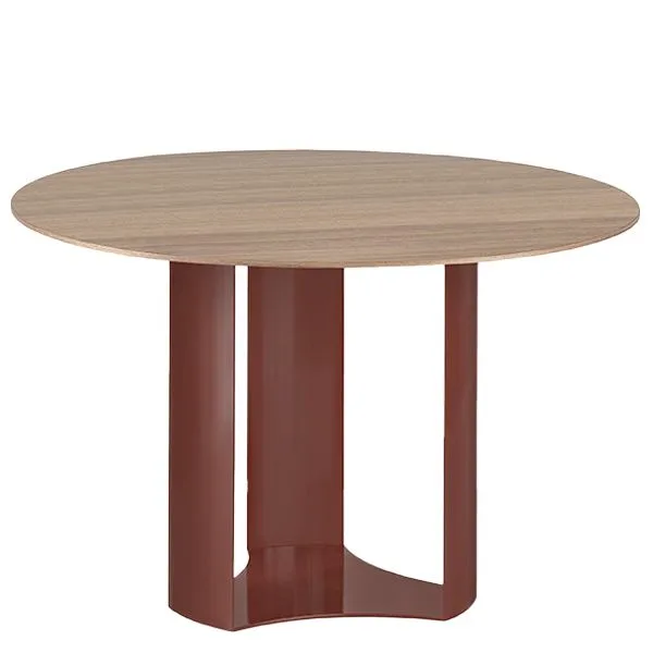 Mesa de diseño para hostelería con estructura en acero