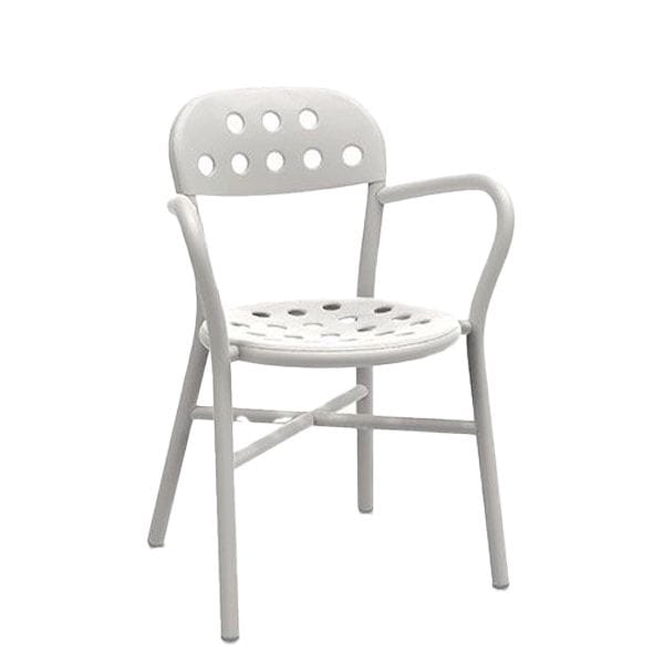 Sillón Pipe Magis en aluminio lacado con asiento y respaldo perforado