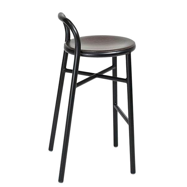 Taburete Pipe Magis con estructura de aluminio y asiento en madera contrachapada