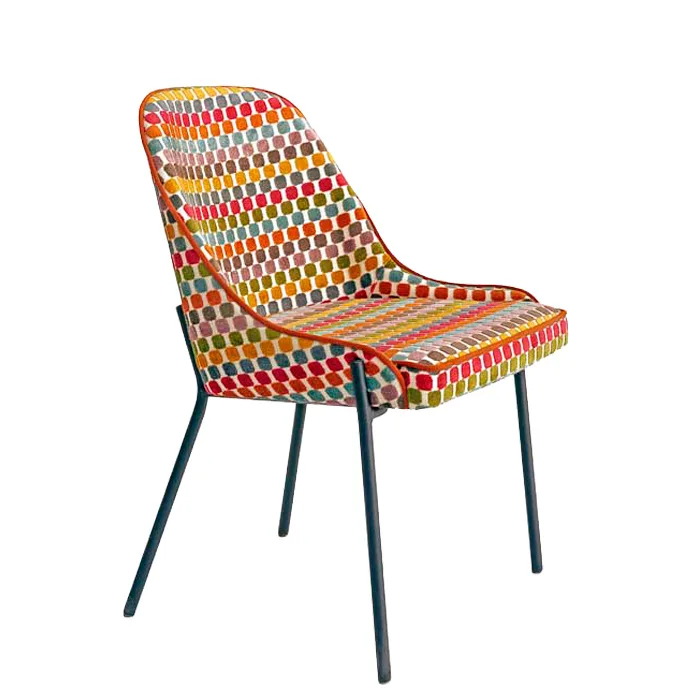 Silla tapizada con patas metálicas para restaurantes