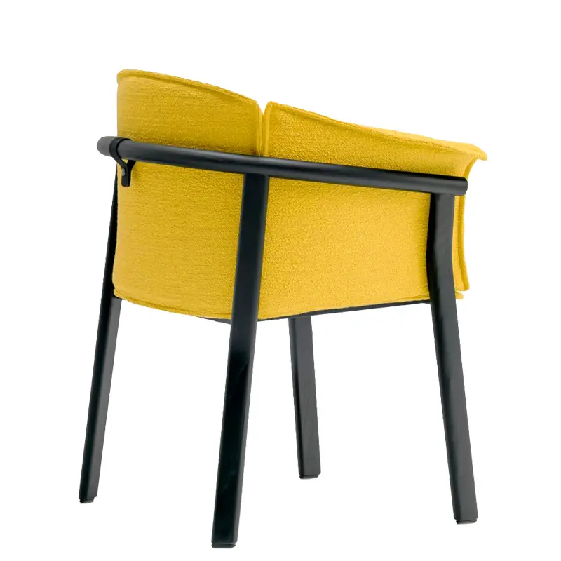 Sillón Lamorisse wood 3687 de Pedrali para hostelería trasera