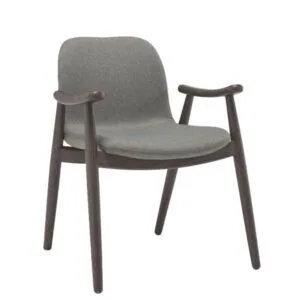 Sillón tapizado con reposabrazos para interiores