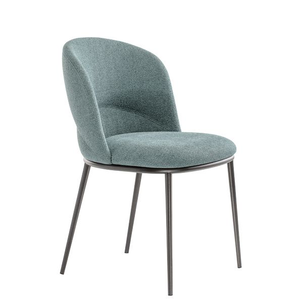 Silla tapizada envolvente con patas metálicas para restaurantes