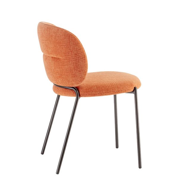 Silla tapizada envolvente con patas metálicas para restaurantes