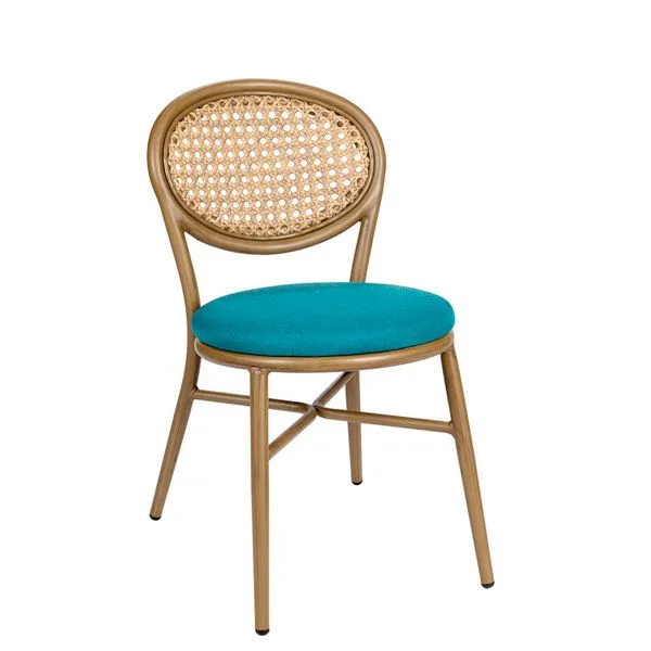 Silla tapizada estilo vintage con respaldo en cane para hostelería