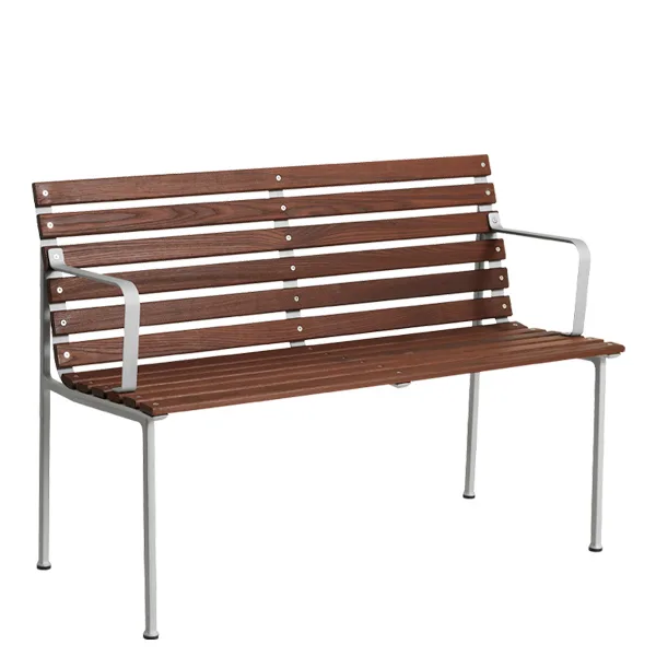 Banco Traverse Dining Armrest HAY en aluminio y fresno