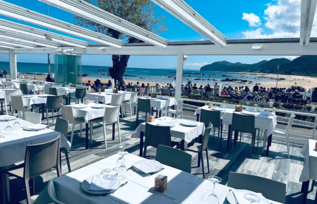 hotel las olas cantabria terraza abierta