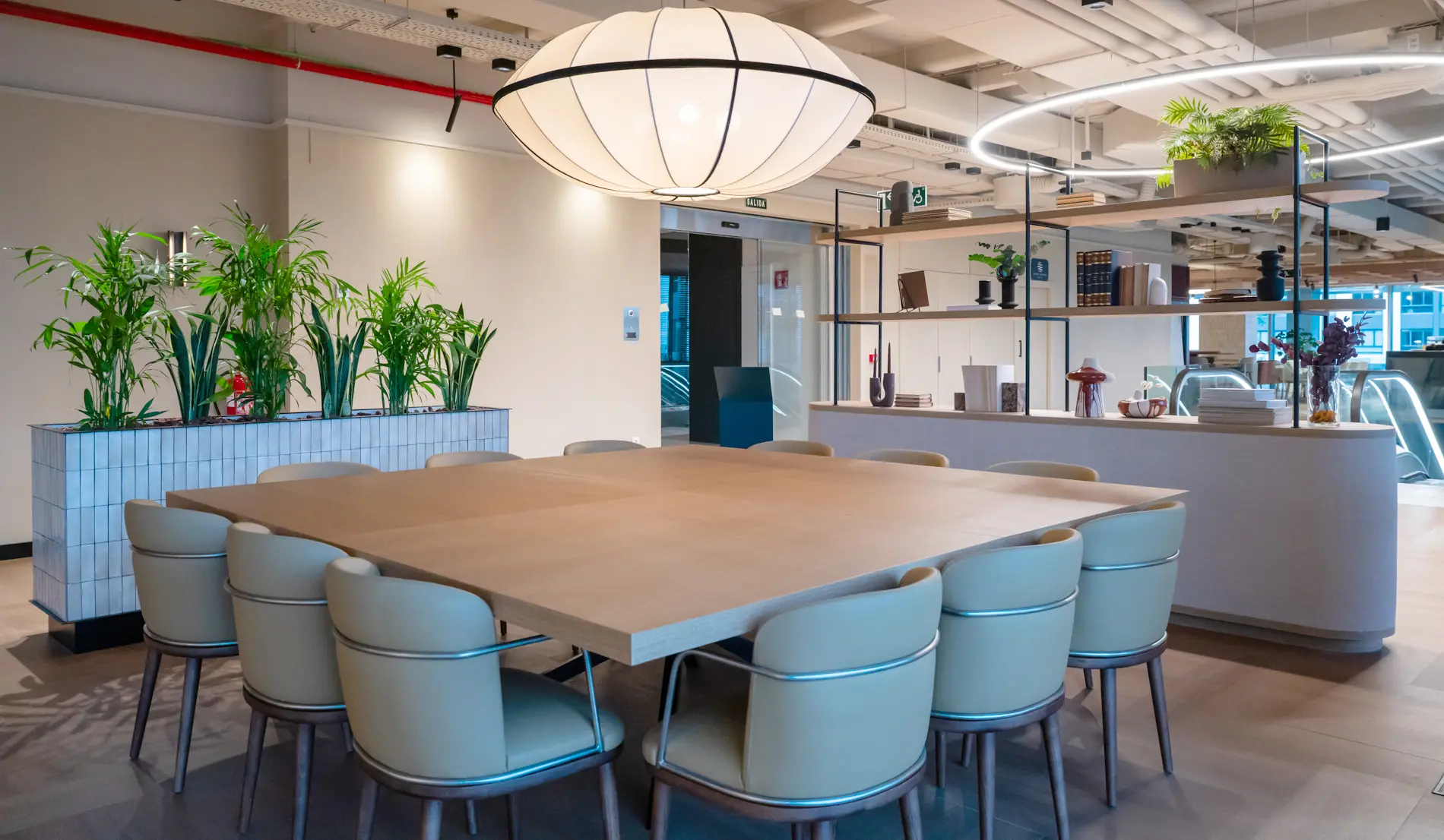 Proyecto oficinas utopicus colonial sfl sillon arven ingenia contract