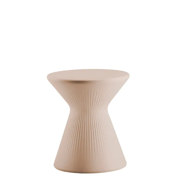 Puff Fade Low Stool Plust en polietileno para exterior