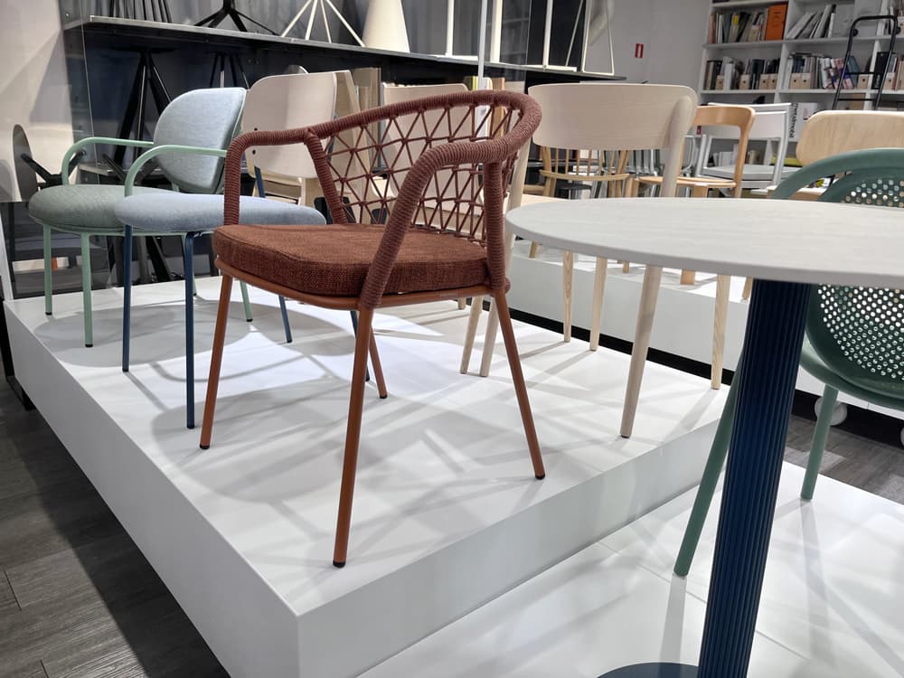 showroom exposición pedrali madrid panarea blume
