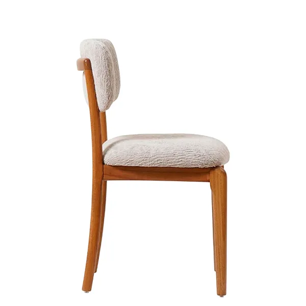 Sillón tapizado Vionna en madera de haya
