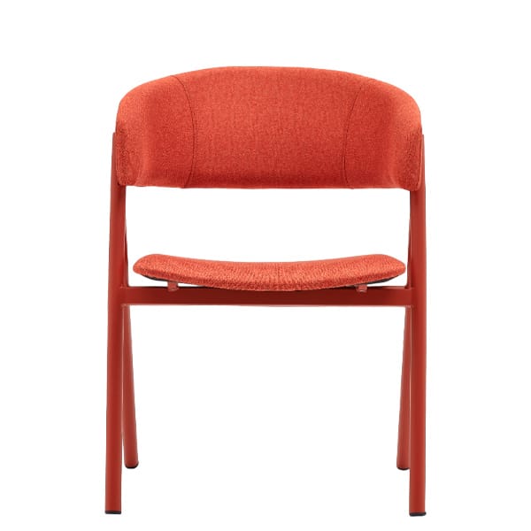 sillón tapizado Angie con estructura metálica