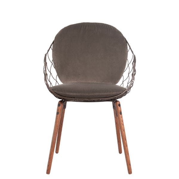 Sillón Piña Magis con estructura metálica entrelazada y cojines desenfundables